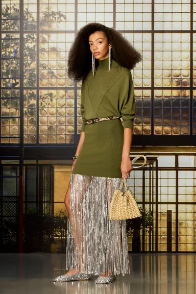 Look 3